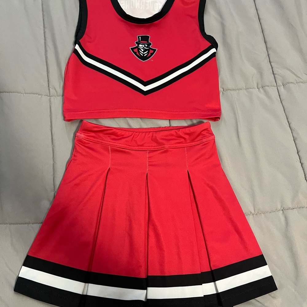 Girl's Austin Peay Govs cheerleader outfit size 7